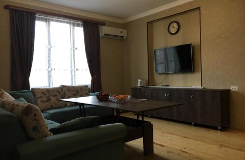 Lagodekhi Apartment | Edward's Guesthouse