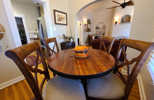 Sam Hughes House | Embrace the spirit of the Southwest at Villa Blanca, UA Stadium! Garage Parking!
