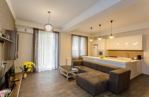 Avlabari Apartment | Falcon apartments - Metekhi