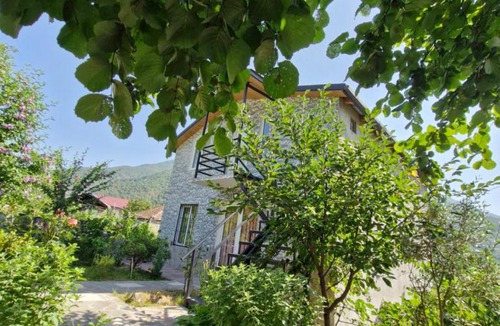 Ananuri House | family house-Ananuri Veranda