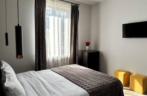 Gergeti Hotel | Fantastic 4-bedroom hotel in charming Mtskheta-Mtianeti perfect for groups