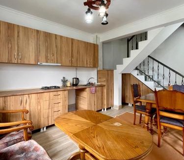 Ushguli House | Gamarjoba Guest and Art House