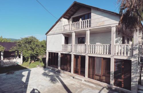 Tsqaltubo Apartment | Gardenia