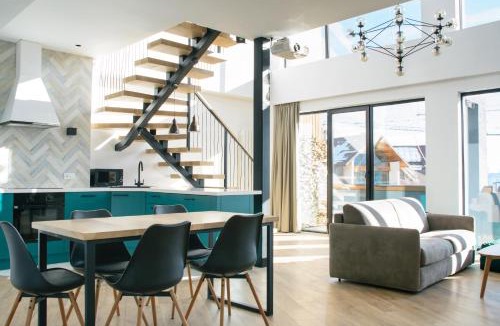 Kazbegi Apartment | George Snow Apartments in New Gudauri - fireplace, 50m to Gondola lift