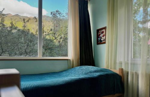 Stepantsminda House | Gergeti Mountain View