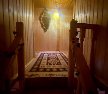 Imereti House | Gomis mta house