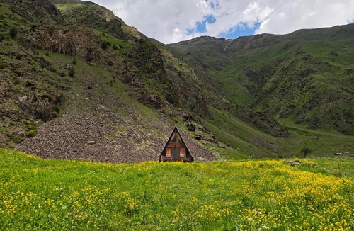 Kazbegi Apartment | Gudika გუდიკა