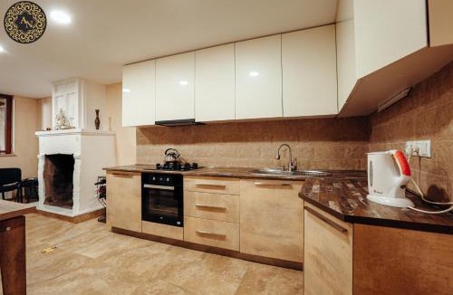 Kutaisi House | Guest House Anina