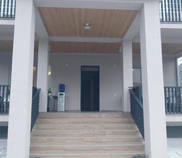Tsageri House | Guest house Keria