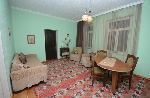 T'ba House | Guest House Nike
