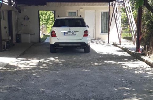 Salkhino House | guest house QEDI