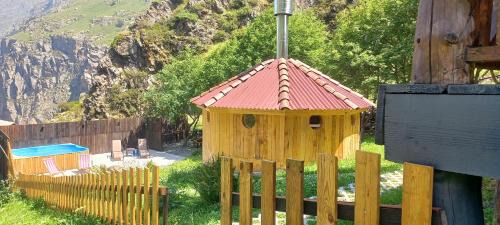 Kazbegi Cabin | Gveleti Huts
