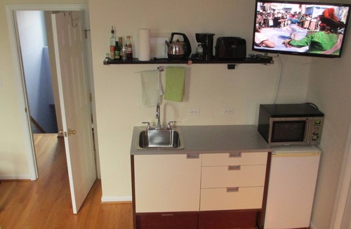 Columbia Heights Apartment | Heart of the City - HalfBlock to METRO - Columbia Heights.