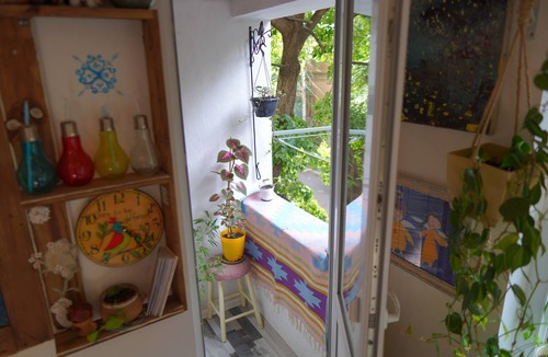Tbilisi House | Helen and David's apartment, Bird's nest"