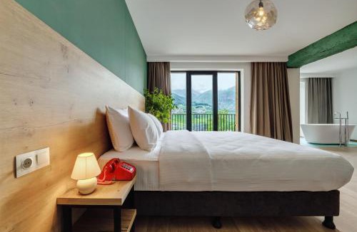 Stepantsminda Hotel | Intourist Kazbegi