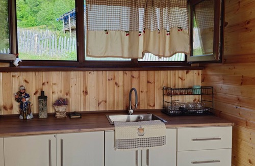 Mestia Cabin | Isolated Cabin in Kichkhuldashi, Svaneti with Lake Fishing & Horse Riding