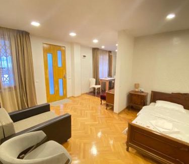 Avlabari Apartment | K&N Apartament