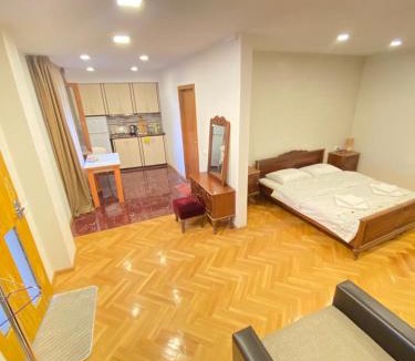Avlabari Apartment | K&N Apartament