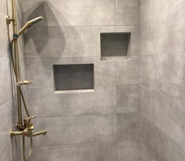 Salkhino House | Kisa