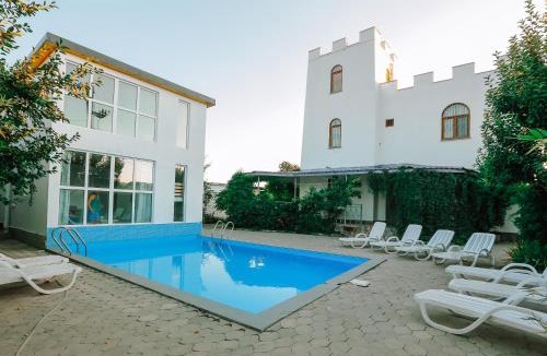 Bazaleti Villa | Laguna Villa - Pool, Sauna, Events - at Bazaleti Lake