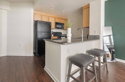 Navy Yard Apartment | Landing | Stunning 1BD, Courtyard, Gym
