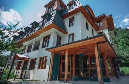 Bagvdanari Hotel | latour Mestia