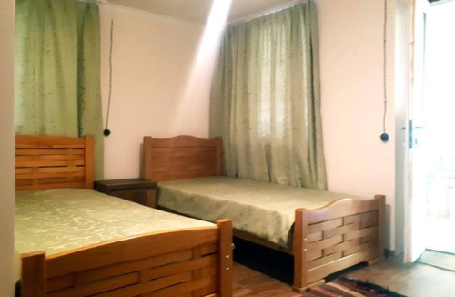 Omalo House | Lileo