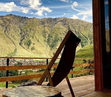 Stepantsminda House | Little Wood House Gergeti