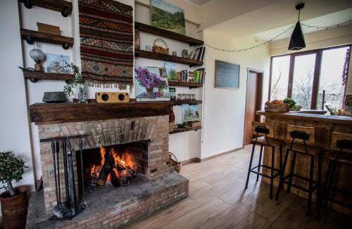 Sighnaghi Hotel | Lost Ridge Inn, Brewery & Ranch