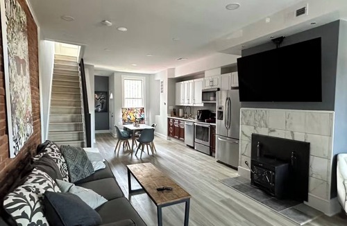 H Street Corridor House | Luxurious Capitol Hill Home - 2BR/2.5B