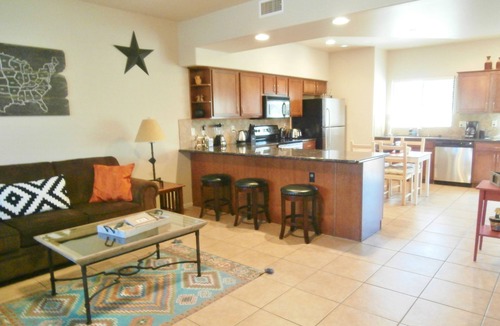 Oak Creek House | Luxurious, Upscale Townhome In Sedona. Super clean, gourmet kitchen, comfy beds!