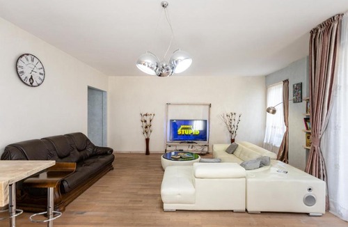 mtatsminda Apartment | Luxury 4 Bedroom Apartment