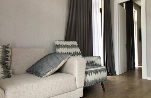 Tbilisi Apartment | Luxury apartment on av. Melikishvili with huge balcony, city center