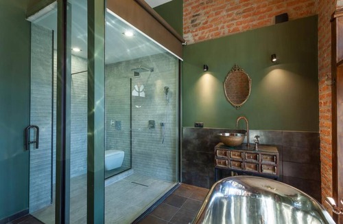 Sololaki Apartment | Luxury Flat in Famous Historic Building