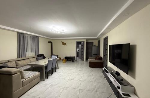 Racha-Lechkhumi and Lower Svaneti Bed & Breakfast | Mamukas Guest house in Racha