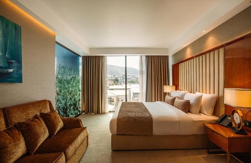 Chugureti Hotel | Marjan Plaza Hotel