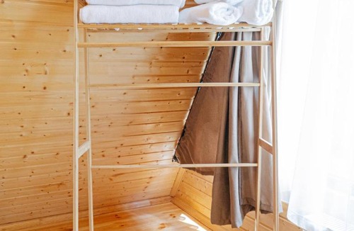 Bagvdanari Ski Chalet | Mestia POV Cabins