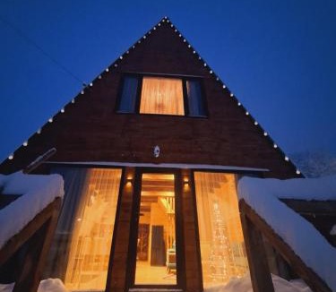 Bagvdanari House | Mestia Sunrise Cottage - 3BR Mountain Retreat