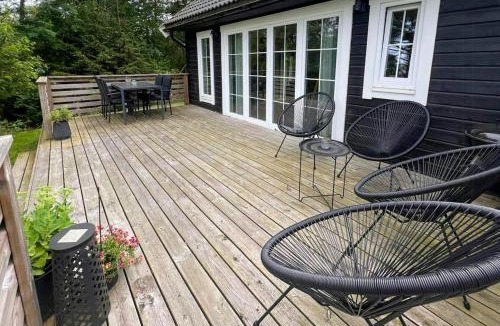 Olofstorp House | Mini House With Sandy Beach And Sauna