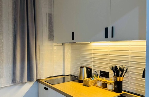 Sololaki Apartment | Modern Comfort in a Historic Tbilisi Home