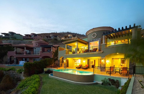 Paraiso Escondido Villa | MonteCristo 3-bedroom villa in Cabo San Lucas many weeks avail, see my Ad below