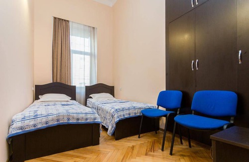 Chugureti House | Motel ∙ 9 guests