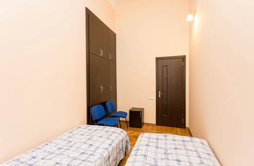 Chugureti House | Motel ∙ 9 guests