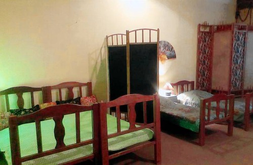 Chugureti House | Motel