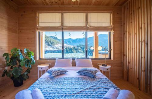 Bagvdanari Villa | Mountain View Studio - Svaneti Countryside 3