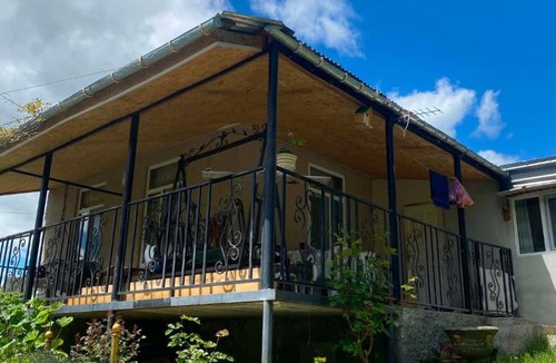 Ambrolauri House | Mta House Racha
