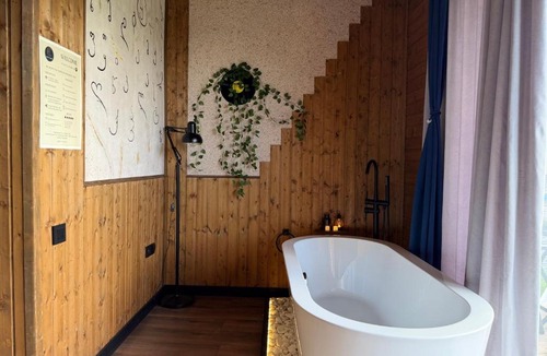 Gergeti House | Mtaura Cabins
