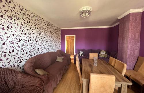Mukhuri House | Mukhuri Center Guesthouse
