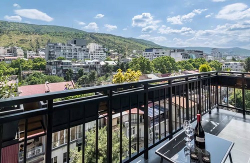 Vake Apartment | New apart in central Vake with stunning mountain & city view