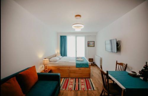 Kazbegi Apartment | New Gudauri Gondola, Ski in ski out, Loft 1 Apt with mountain view balcony